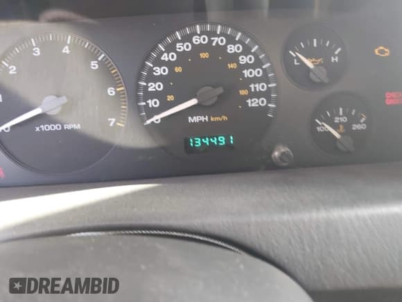 ✅ 2004 Jeep Grand Cherokee Laredo • VIN: 1J4GW48N44C240431 • Lot: 43567210. Wystawiony na IAAI z przebiegiem 134 491 mil. Bezpłatny archiwum sprzedaży aukcyjnych z USA i szczegółowy raport historii pojazdu na DreamBid. Zdjęcie 7.