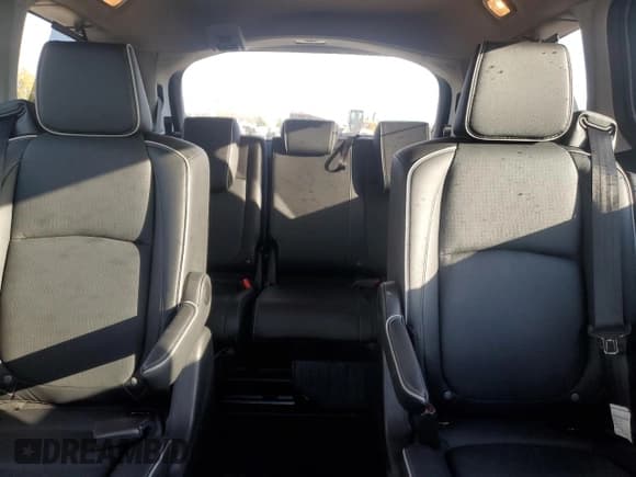 ✅ 2024 Honda Odyssey Elite • VIN: 5FNRL6H94RB038835 • Lot: 90241405. Wystawiony na Copart z przebiegiem 12 407 mil. Bezpłatny archiwum sprzedaży aukcyjnych z USA i szczegółowy raport historii pojazdu na DreamBid. Zdjęcie 10.