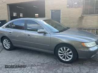 2008 Hyundai Azera Limited с VIN KMHFC46FX8A332579, выставлен на аукционе Copart как лот 63121015 с пробегом 160 619 миль миль и Чистый • Clean title. История ставок и продаж доступна на DreamBid. Изображение 1.