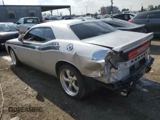 ✅ 2012 Dodge Challenger R/T Plus • VIN: 2C3CDYBT5CH154215 • Lot: 43069555. Wystawiony na Copart z przebiegiem 107 827 mil. Bezpłatny archiwum sprzedaży aukcyjnych z USA i szczegółowy raport historii pojazdu na DreamBid. Zdjęcie 2.