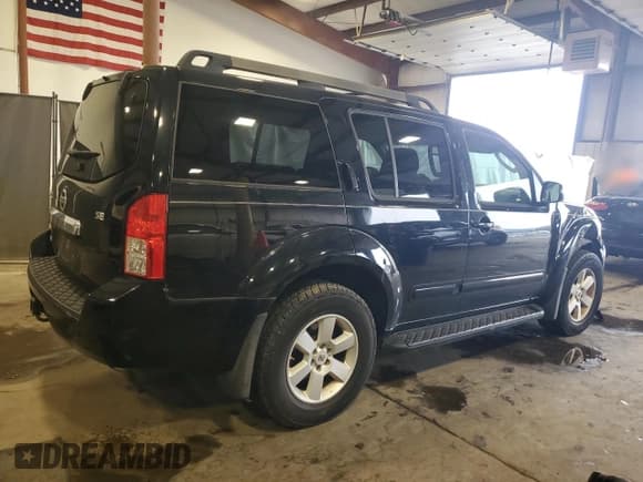 ✅ 2008 Nissan Pathfinder SE • VIN: 5N1AR18B88C664610 • Lot: 83840735. Listed on Copart with 131,676 mi. Free auction sales archive from the USA and detailed vehicle history report at DreamBid. Image 3.