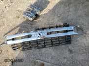 ✅ 2019 Chevrolet Silverado 1500 LT • VIN: 1GCPYDEK6KZ252438 • Lot: 55755495. Wystawiony na Copart z przebiegiem 108 023 mil. Bezpłatny archiwum sprzedaży aukcyjnych z USA i szczegółowy raport historii pojazdu na DreamBid. Zdjęcie 12.