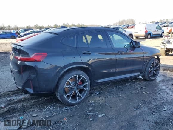 ✅ 2023 BMW X4 M • VIN: 5YM23EC09P9R64117 • Lot: 42924485. Listed on Copart with 19,998 mi. Free auction sales archive from the USA and detailed vehicle history report at DreamBid. Image 3.