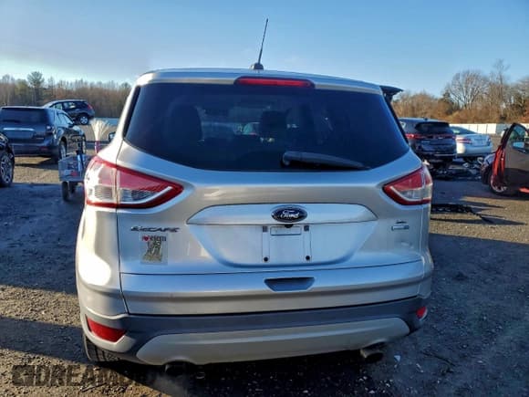 ✅ 2016 Ford Escape SE • VIN: 1FMCU9GX3GUB75866 • Лот: 95094085. Опубликован ранее на Copart с пробегом 177 172 миль. Бесплатный доступ к архиву аукционных продаж из США и подробный отчёт об истории автомобиля на DreamBid. Изображение 6.