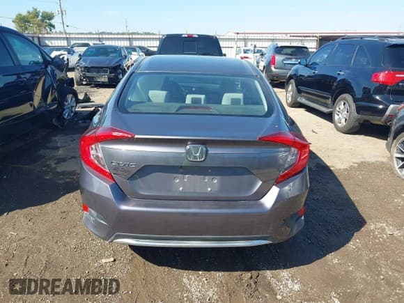 ✅ 2019 Honda Civic LX • VIN: 19XFC2F62KE050708 • Lot: 43372597. Listed on IAAI with 77,856 mi. Free auction sales archive from the USA and detailed vehicle history report at DreamBid. Image 17.