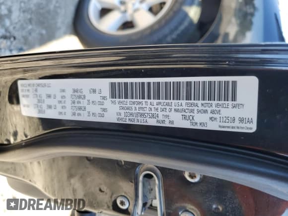 ✅ 2009 Dodge 1500 SLT • VIN: 1D3HV18T09S752024 • Lot: 47525275. Wystawiony na Copart z przebiegiem 149 948 mil. Bezpłatny archiwum sprzedaży aukcyjnych z USA i szczegółowy raport historii pojazdu na DreamBid. Zdjęcie 12.
