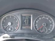 ✅ 2013 Volkswagen Eos Executive • VIN: WVWFW8AH0DV009334 • Lot: 42556487. Wystawiony na IAAI z przebiegiem 83 435 mil. Bezpłatny archiwum sprzedaży aukcyjnych z USA i szczegółowy raport historii pojazdu na DreamBid. Zdjęcie 7.