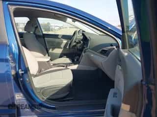 2019 Hyundai Elantra Value Edition with VIN 5NPD84LF7KH425240, listed as a IAAI auction lot 43534700 with 246,822 mi miles and . Bid and sale history available at DreamBid. Image 5.