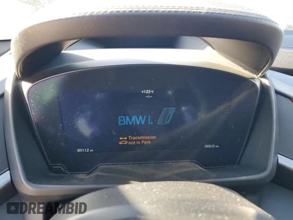 ✅ 2016 BMW i8 • VIN: WBY2Z2C51GV675627 • Лот: 83919604. Опубликован ранее на Copart с пробегом 89 112 миль. Бесплатный доступ к архиву аукционных продаж из США и подробный отчёт об истории автомобиля на DreamBid. Изображение 9.