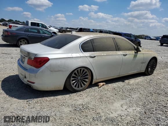 ✅ 2011 BMW 7 Series 750Li • VIN: WBAKB8C50BCY66725 • Lot: 70841595. Listed on Copart with Not provided. Free auction sales archive from the USA and detailed vehicle history report at DreamBid. Image 3.
