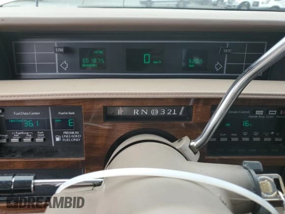 ✅ 1990 Cadillac DeVille • VIN: 1G6CD5332L4262719 • Lot: 69660295. Listed on Copart with 301,875 mi. Free auction sales archive from the USA and detailed vehicle history report at DreamBid. Image 9.