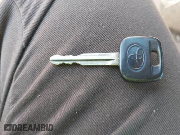 ✅ 2003 Toyota Camry LE • VIN: 4T1BE32K93U180713 • Lot: 43672253. Listed on IAAI with 162,985 mi. Free auction sales archive from the USA and detailed vehicle history report at DreamBid. Image 11.