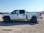 ✅ 2002 Chevrolet Silverado 2500HD LT • VIN: 1GCHK23U62F183928 • Lot: 43651982. Wystawiony na IAAI z przebiegiem 210 872 mil. Bezpłatny archiwum sprzedaży aukcyjnych z USA i szczegółowy raport historii pojazdu na DreamBid. Zdjęcie 14.