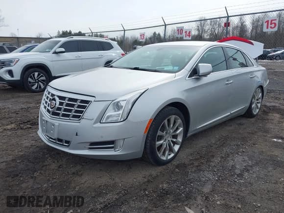 ✅ 2015 Cadillac XTS Luxury • VIN: 2G61N5S37F9192092 • Lot: 41779854. Wystawiony na IAAI z przebiegiem 168 592 mil. Bezpłatny archiwum sprzedaży aukcyjnych z USA i szczegółowy raport historii pojazdu na DreamBid. Zdjęcie 2.