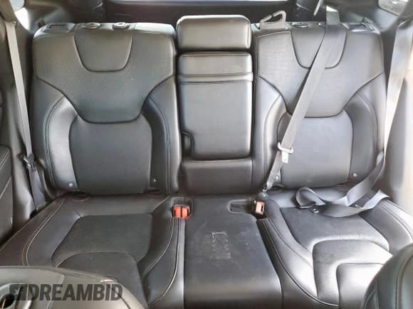 ✅ 2019 Jeep Cherokee Limited • VIN: 1C4PJMDX2KD121456 • Lot: 80253135. Listed on Copart with 152,670 mi. Free auction sales archive from the USA and detailed vehicle history report at DreamBid. Image 10.