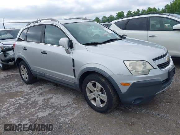 ✅ 2013 Chevrolet Captiva Sport LS • VIN: 3GNAL2EKXDS606686 • Lot: 42186441. Wystawiony na IAAI z przebiegiem 129 815 mil. Bezpłatny archiwum sprzedaży aukcyjnych z USA i szczegółowy raport historii pojazdu na DreamBid. Zdjęcie 1.