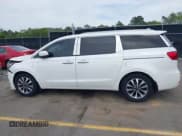 ✅ 2015 Kia Sedona EX • VIN: KNDMC5C1XF6019297 • Lot: 42035941. Listed on IAAI with 113,645 mi. Free auction sales archive from the USA and detailed vehicle history report at DreamBid. Image 15.