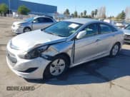 ✅ 2012 Hyundai Sonata Hybrid • VIN: KMHEC4A40CA034990 • Lot: 41255225. Listed on IAAI with 183,787 mi. Free auction sales archive from the USA and detailed vehicle history report at DreamBid. Image 2.