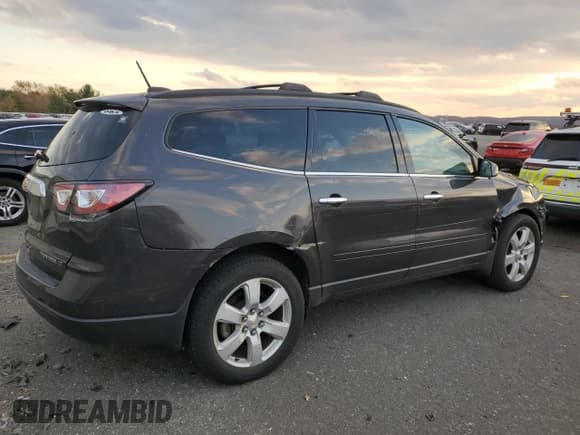 ✅ 2016 Chevrolet Traverse LT • VIN: 1GNKVGKD0GJ297771 • Lot: 90587815. Wystawiony na Copart z przebiegiem 77 712 mil. Bezpłatny archiwum sprzedaży aukcyjnych z USA i szczegółowy raport historii pojazdu na DreamBid. Zdjęcie 3.