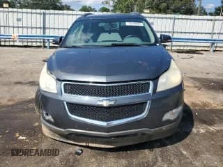 ✅ 2009 Chevrolet Traverse 1LT • VIN: 1GNER23D79S164019 • Lot: 72248084. Wystawiony na Copart z przebiegiem 139 161 mil. Bezpłatny archiwum sprzedaży aukcyjnych z USA i szczegółowy raport historii pojazdu na DreamBid. Zdjęcie 5.
