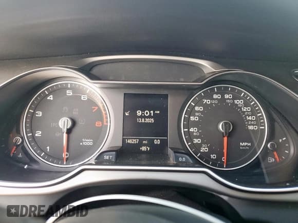 ✅ 2015 Audi A4 Premium Plus • VIN: WAUEFAFL2FN001963 • Лот: 68356015. Опубликован ранее на Copart с пробегом 146 257 миль. Бесплатный доступ к архиву аукционных продаж из США и подробный отчёт об истории автомобиля на DreamBid. Изображение 9.