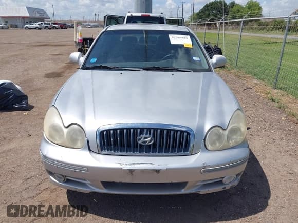 ✅ 2004 Hyundai Sonata GLS • VIN: KMHWF35H84A087988 • Lot: 42580818. Listed on IAAI with 101,158 mi. Free auction sales archive from the USA and detailed vehicle history report at DreamBid. Image 6.