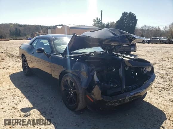 ✅ 2018 Dodge Challenger SXT Plus • VIN: 2C3CDZAG3JH246401 • Lot: 47779734. Wystawiony na Copart z przebiegiem 42 211 mil. Bezpłatny archiwum sprzedaży aukcyjnych z USA i szczegółowy raport historii pojazdu na DreamBid. Zdjęcie 11.