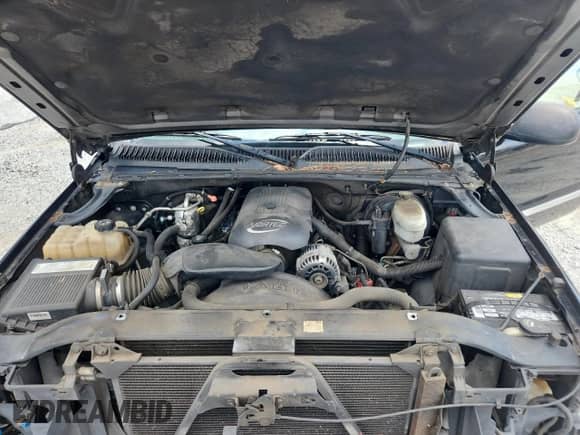 2004 GMC Sierra 1500 SLE with VIN 2GTEC19V741126562, listed as a Copart auction lot 64492065 with 351,273 mi miles and Salvage title. Bid and sale history available at DreamBid. Image 11.