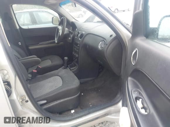 ✅ 2011 Chevrolet HHR 1LT • VIN: 3GNBABFW2BS522967 • Lot: 43649421. Listed on IAAI with 143,820 mi. Free auction sales archive from the USA and detailed vehicle history report at DreamBid. Image 5.