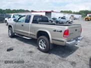 ✅ 2004 Dodge Dakota SLT • VIN: 1D7HG42N74S688982 • Lot: 42754344. Listed on IAAI with 69,540 mi. Free auction sales archive from the USA and detailed vehicle history report at DreamBid. Image 3.