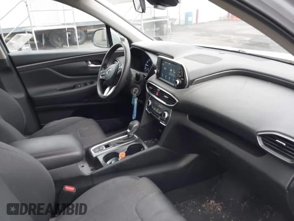 ✅ 2019 Hyundai Santa Fe SE • VIN: 5NMS2CAD7KH054274 • Lot: 43694931. Listed on IAAI with 96,329 mi. Free auction sales archive from the USA and detailed vehicle history report at DreamBid. Image 5.