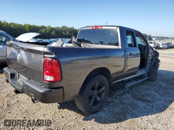 2016 Ram 1500 Tradesman with VIN 1C6RR6FT0GS405427, listed as a Copart auction lot 84236035 with 165,809 mi miles and Clean title. Bid and sale history available at DreamBid. Image 3.