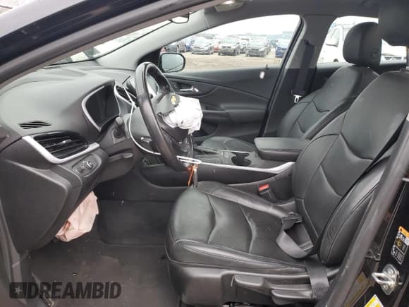 ✅ 2018 Chevrolet Volt LT • VIN: 1G1RA6S50JU158888 • Lot: 82135133. Wystawiony na Copart z przebiegiem 38 720 mil. Bezpłatny archiwum sprzedaży aukcyjnych z USA i szczegółowy raport historii pojazdu na DreamBid. Zdjęcie 7.