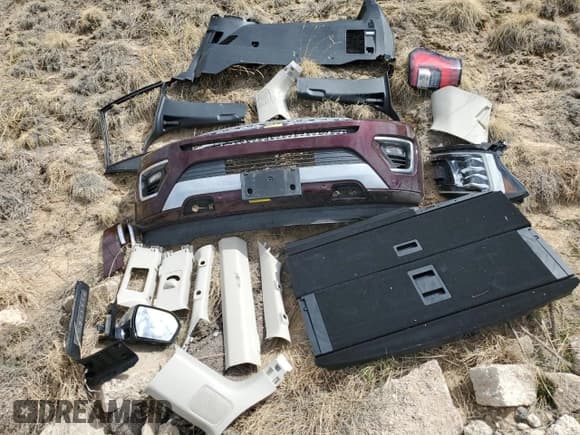 ✅ 2020 Ford Expedition Max Platinum • VIN: 1FMJK1MT4LEA10199 • Lot: 49815305. Listed on Copart with 47,723 mi. Free auction sales archive from the USA and detailed vehicle history report at DreamBid. Image 13.