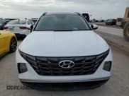 ✅ 2024 Hyundai Tucson SEL Convenience • VIN: KM8JCCD17RU212749 • Lot: 74913984. Wystawiony na Copart z przebiegiem Nie podano. Bezpłatny archiwum sprzedaży aukcyjnych z USA i szczegółowy raport historii pojazdu na DreamBid. Zdjęcie 5.