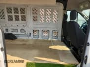 ✅ 2021 Ford Transit Cargo • VIN: 1FTBR3X89MKA27154 • Lot: 67068825. Wystawiony na Copart z przebiegiem 101 481 mil. Bezpłatny archiwum sprzedaży aukcyjnych z USA i szczegółowy raport historii pojazdu na DreamBid. Zdjęcie 11.