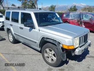 ✅ 2006 Jeep Commander • VIN: 1J8HH48NX6C330781 • Лот: 41604799. Опубликован ранее на IAAI с пробегом 117 200 миль. Бесплатный доступ к архиву аукционных продаж из США и подробный отчёт об истории автомобиля на DreamBid. Изображение 1.