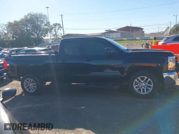 2017 Chevrolet Silverado 1500 LT с VIN 1GCVKREC8HZ370451, выставлен на аукционе IAAI как лот 43483397 с пробегом 117 110 миль миль и . История ставок и продаж доступна на DreamBid. Изображение 12.