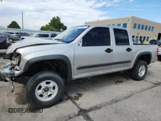 ✅ 2006 Chevrolet Colorado 3LT • VIN: 1GCDT136768147487 • Лот: 70499285. Опубликован ранее на Copart с пробегом 272 370 миль. Бесплатный доступ к архиву аукционных продаж из США и подробный отчёт об истории автомобиля на DreamBid. Изображение 1.