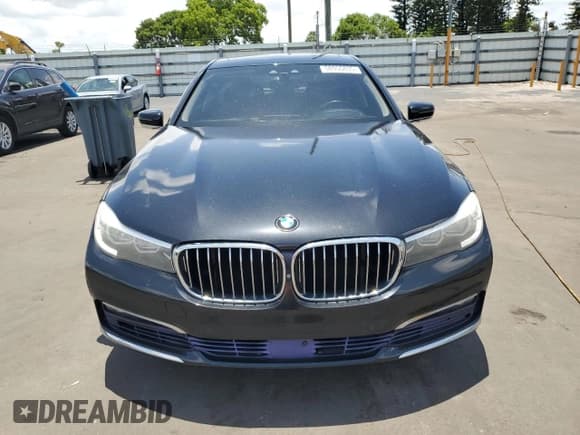✅ 2016 BMW 7 Series 740i • VIN: WBA7E2C58GG546644 • Лот: 58955835. Опубликован ранее на Copart с пробегом 90 671 миль. Бесплатный доступ к архиву аукционных продаж из США и подробный отчёт об истории автомобиля на DreamBid. Изображение 5.