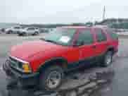 1995 Chevrolet Blazer z VIN 1GNCS13W7S2172327, wystawiony jako IAAI lot #42441948 z przebiegiem 174 250 mil mil oraz . Historia ofert i sprzedaży dostępna na DreamBid. Obrazek 2.