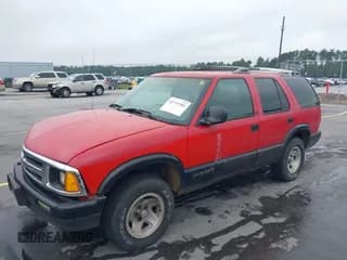 ✅ 1995 Chevrolet Blazer • VIN: 1GNCS13W7S2172327 • Lot: 42441948. Wystawiony na IAAI z przebiegiem 174 250 mil. Bezpłatny archiwum sprzedaży aukcyjnych z USA i szczegółowy raport historii pojazdu na DreamBid. Zdjęcie 2.