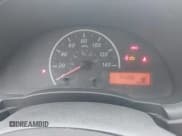 ✅ 2013 Nissan Versa SV • VIN: 3N1CN7AP8DL893372 • Лот: 42073645. Опубликован ранее на IAAI с пробегом 153 396 миль. Бесплатный доступ к архиву аукционных продаж из США и подробный отчёт об истории автомобиля на DreamBid. Изображение 7.