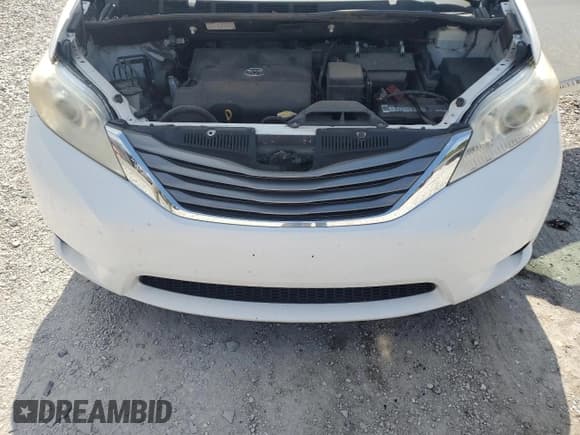 ✅ 2012 Toyota Sienna XLE AAS • VIN: 5TDYK3DC9CS220211 • Lot: 84572105. Listed on Copart with 150,916 mi. Free auction sales archive from the USA and detailed vehicle history report at DreamBid. Image 12.