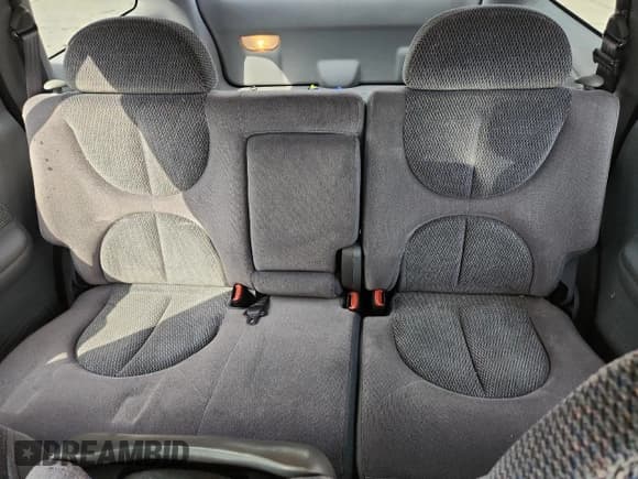 ✅ 2000 Dodge Durango • VIN: 1B4HS28N0YF121982 • Lot: 69323595. Wystawiony na Copart z przebiegiem 95 659 mil. Bezpłatny archiwum sprzedaży aukcyjnych z USA i szczegółowy raport historii pojazdu na DreamBid. Zdjęcie 10.