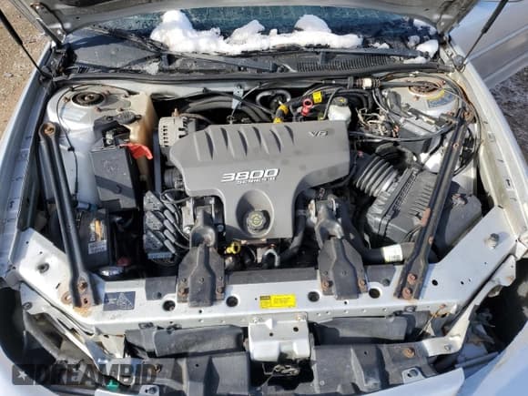 ✅ 2001 Pontiac Grand Prix GT • VIN: 1G2WP12K91F266680 • Lot: 88736345. Listed on Copart with 132,195 mi. Free auction sales archive from the USA and detailed vehicle history report at DreamBid. Image 12.