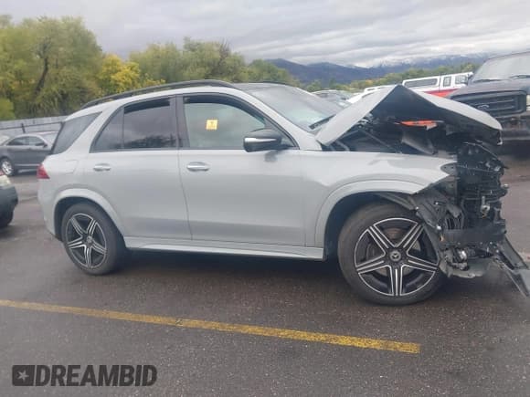 ✅ 2024 Mercedes-Benz GLE 450 • VIN: 4JGFB5KB5RB103587 • Lot: 43462542. Wystawiony na IAAI z przebiegiem Nie podano. Bezpłatny archiwum sprzedaży aukcyjnych z USA i szczegółowy raport historii pojazdu na DreamBid. Zdjęcie 12.