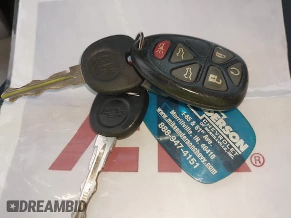 ✅ 2013 Chevrolet Tahoe LT • VIN: 1GNSKBE04DR255492 • Лот: 42795132. Опубликован ранее на IAAI с пробегом 288 535 миль. Бесплатный доступ к архиву аукционных продаж из США и подробный отчёт об истории автомобиля на DreamBid. Изображение 11.