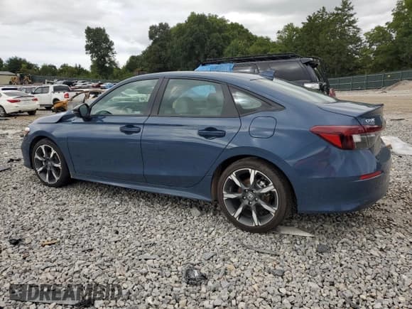 ✅ 2025 Honda Civic Sport • VIN: 2HGFE4F83SH340114 • Lot: 67769195. Listed on Copart with 2,288 mi. Free auction sales archive from the USA and detailed vehicle history report at DreamBid. Image 2.