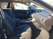 ✅ 2016 Lexus NX F Sport • VIN: JTJYARBZ7G2044461 • Lot: 43421330. Wystawiony na IAAI z przebiegiem 126 886 mil. Bezpłatny archiwum sprzedaży aukcyjnych z USA i szczegółowy raport historii pojazdu na DreamBid. Zdjęcie 5.